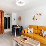 Bajondillo Beach, Large Loft With Intense Sun